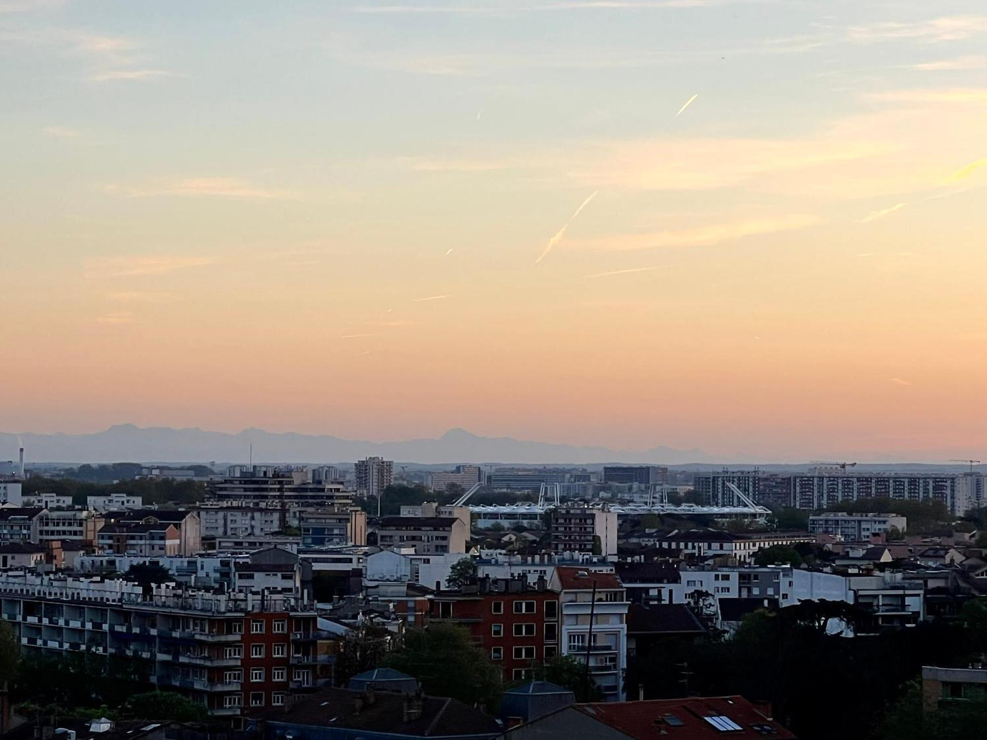 Sunset Duplex - Grand-Rond, Jardin Des Plantes, Centre-Ville, 2 Bdrs 60M2, Ac, Free Public Car Park 200M Away, Netflix - T3 60M2 Avec Clim, Parking Public Gratuit A 200M Toulouse Eksteriør billede